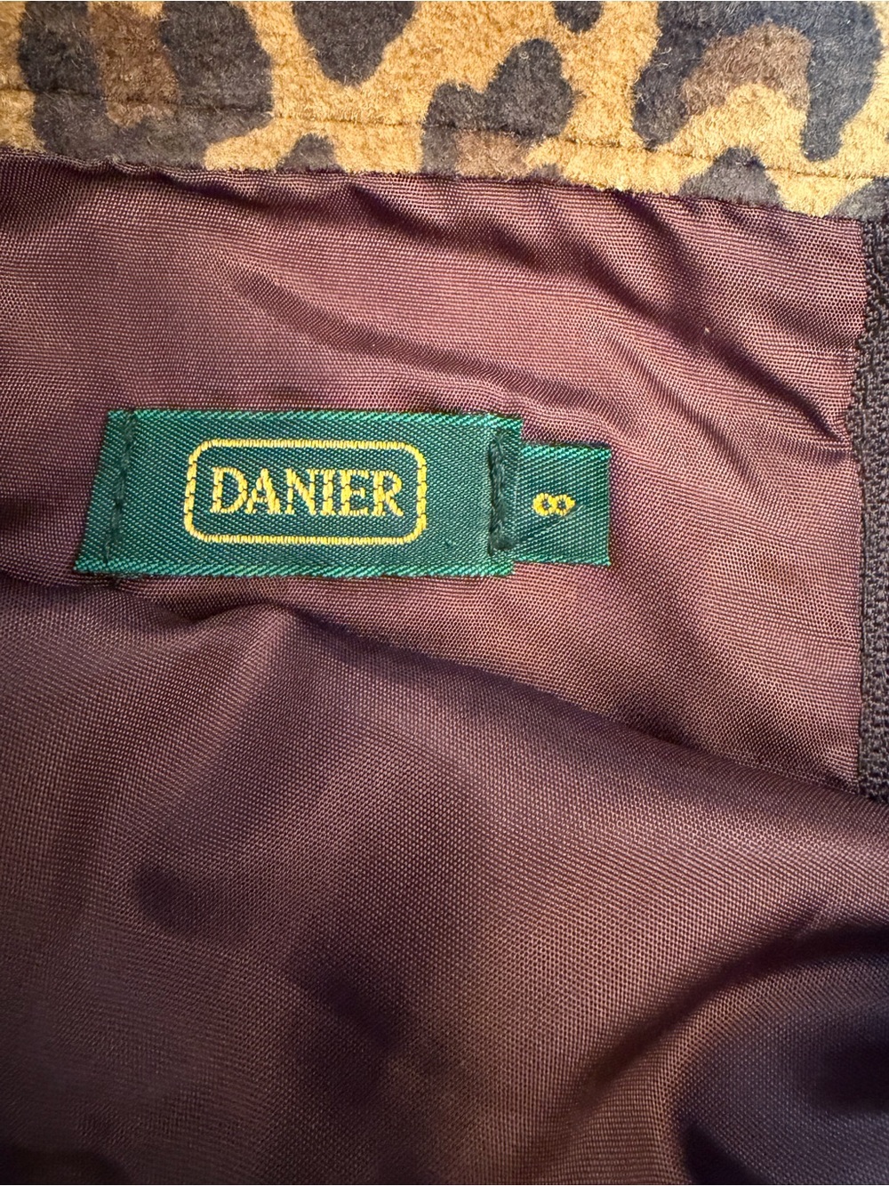 Danier Leopard-Print Pencil Skirt in Brown and Black - Picture 6 of 12